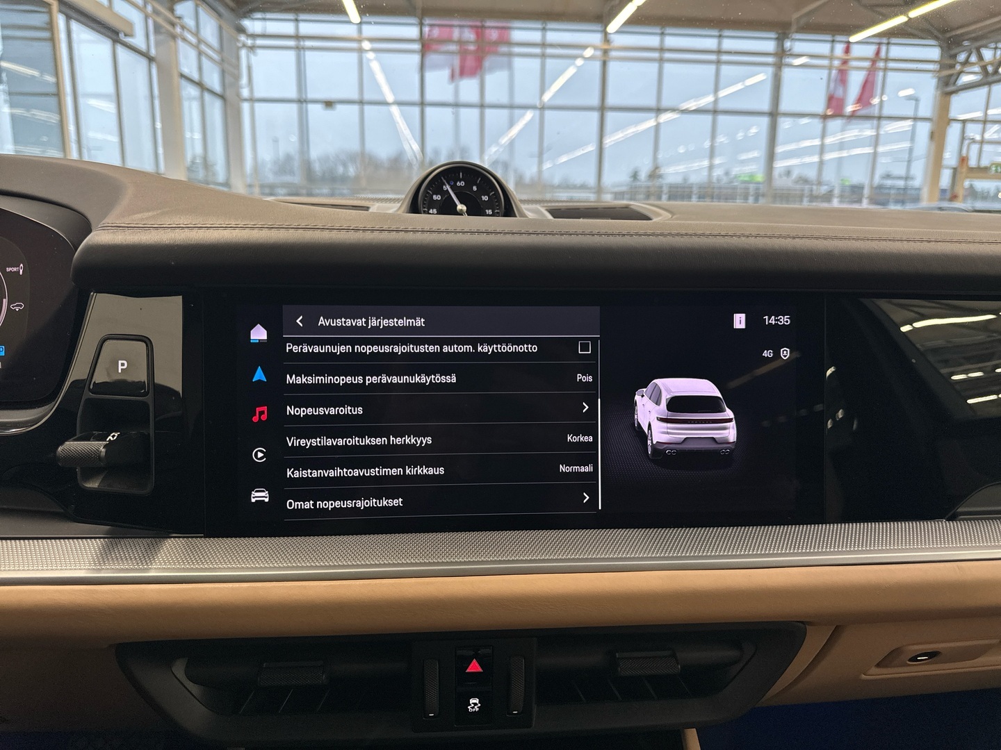 PORSCHE Cayenne 2024