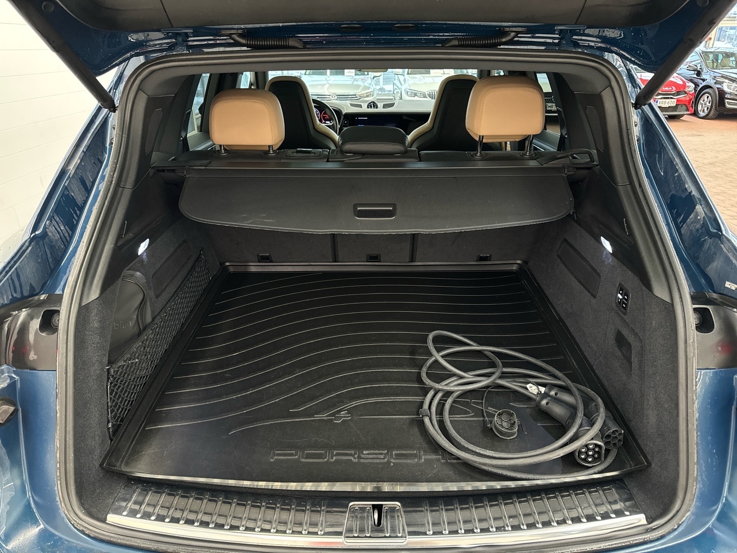 PORSCHE Cayenne 2024
