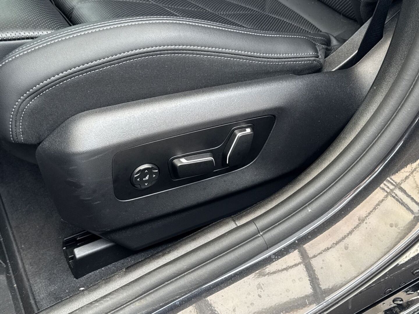 BMW i5 18