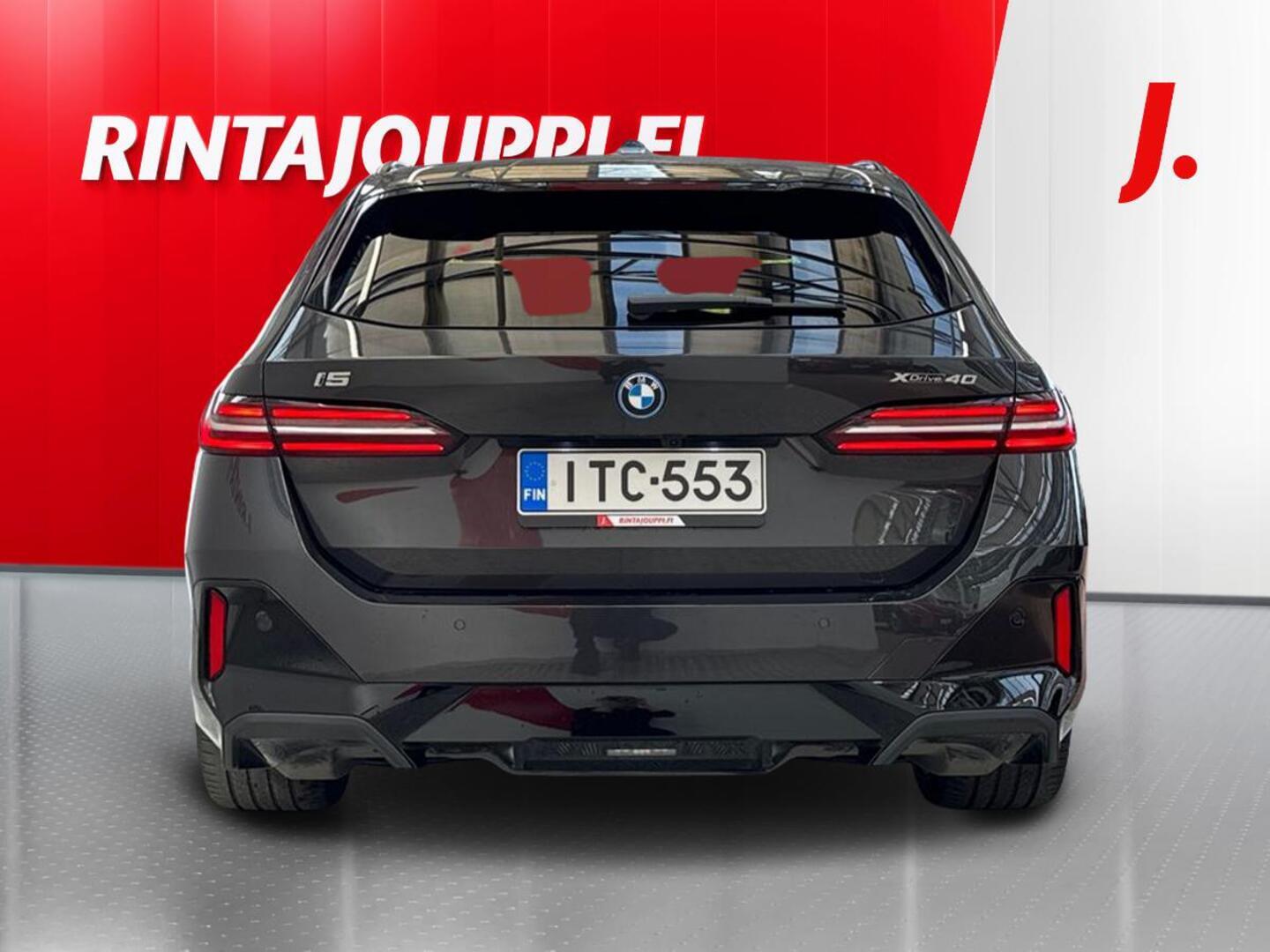 BMW i5 5