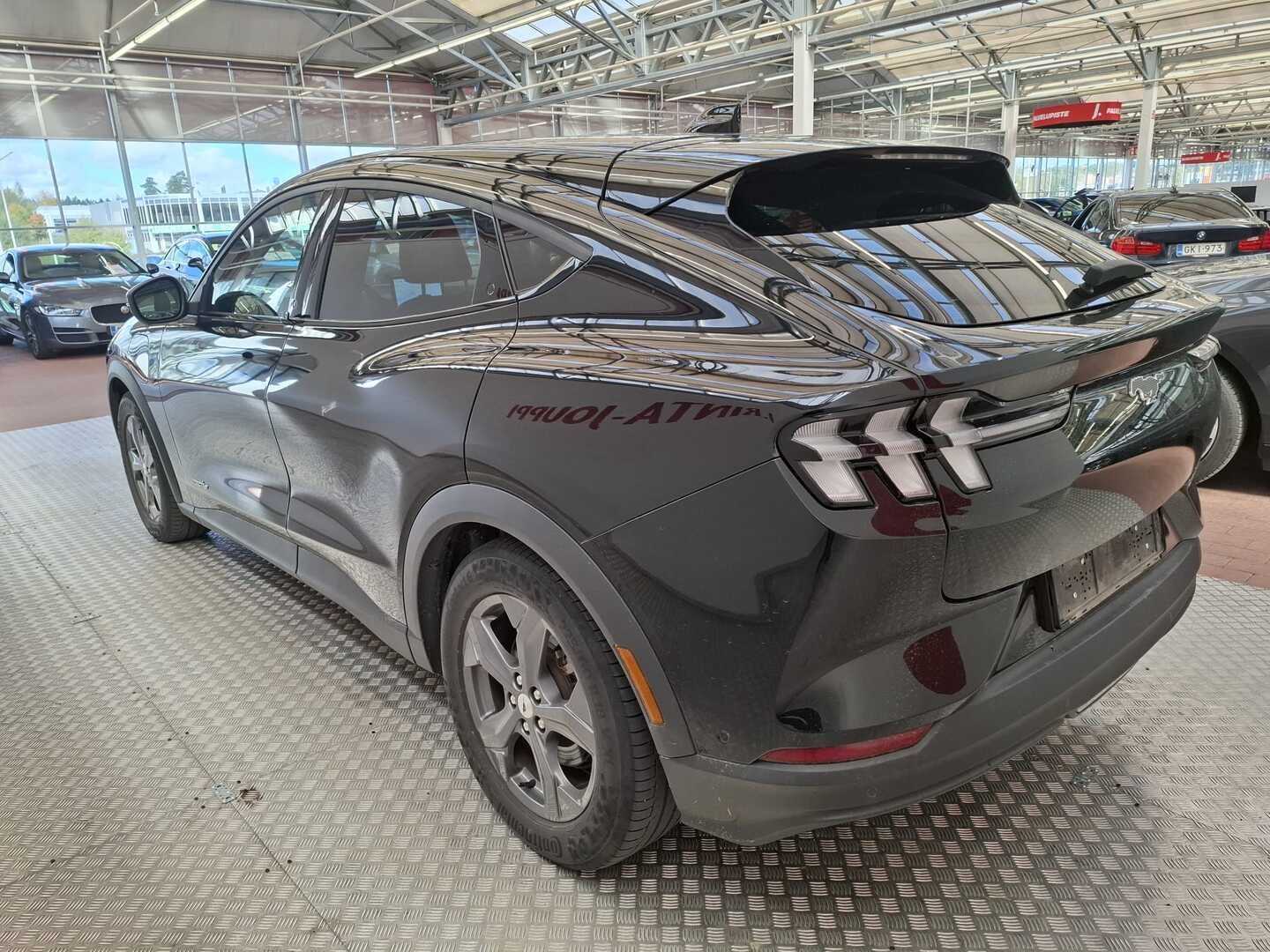 FORD Mustang Mach-E 3