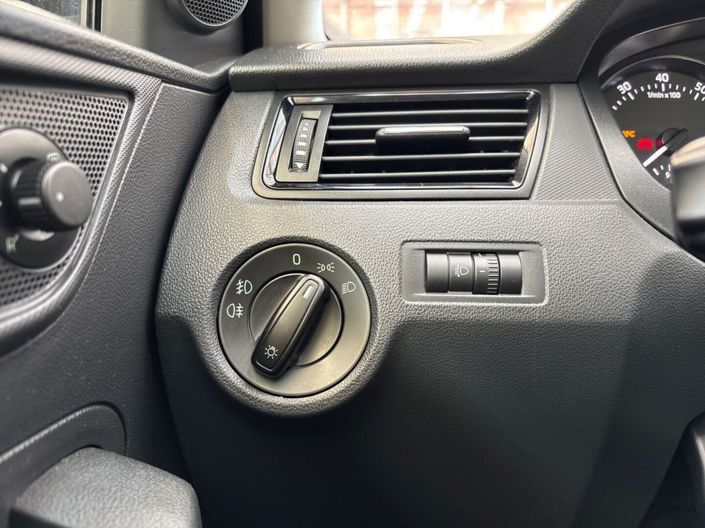 SKODA Rapid 2013
