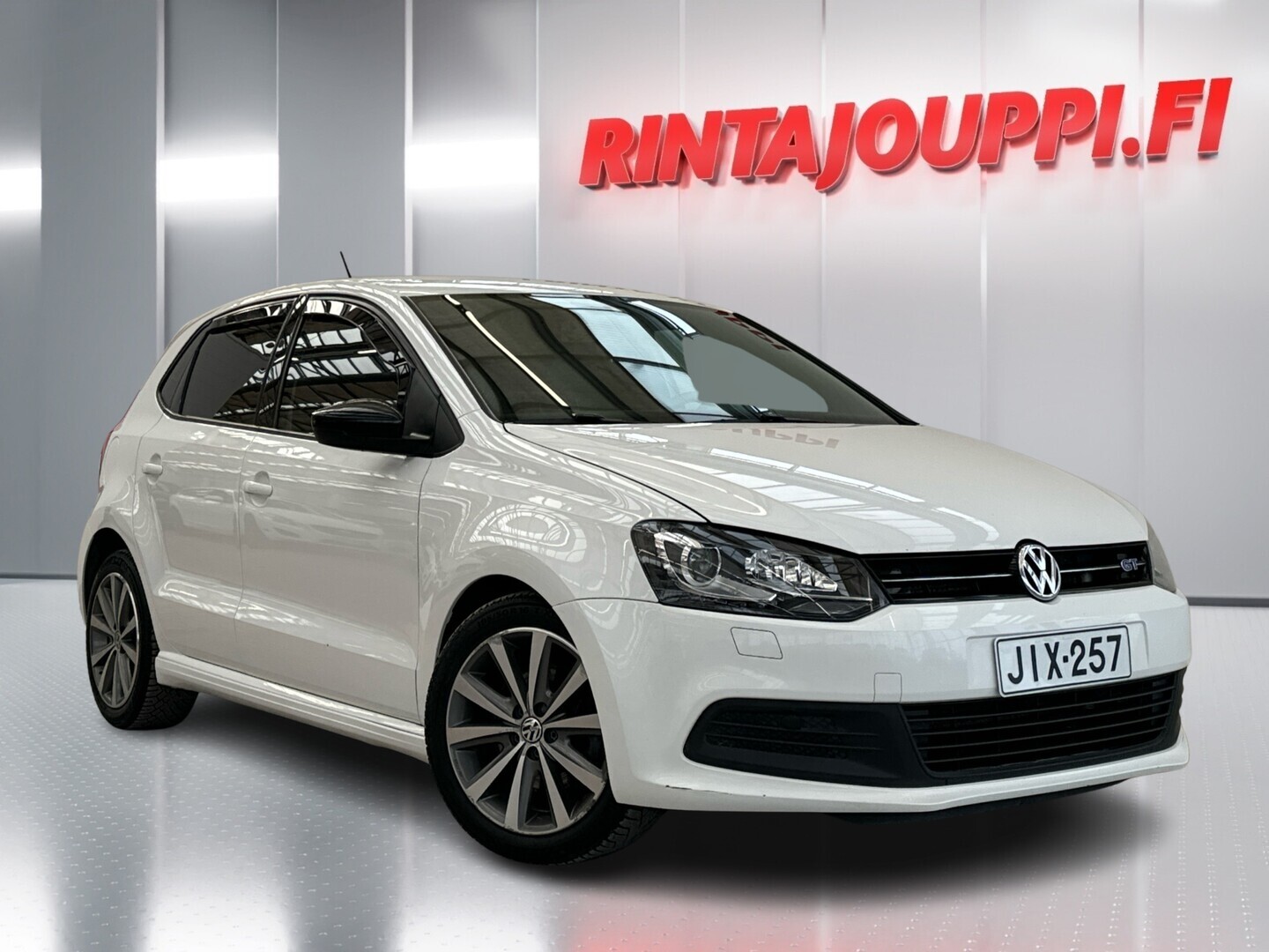 VOLKSWAGEN Polo 2013