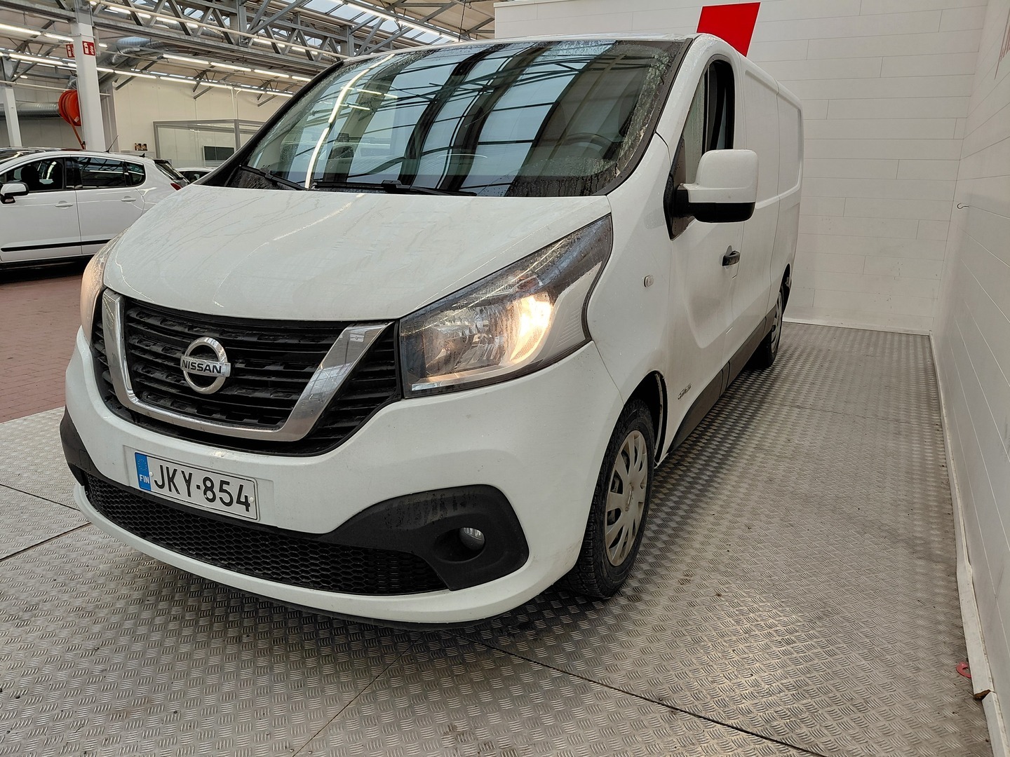 NISSAN NV300 2018
