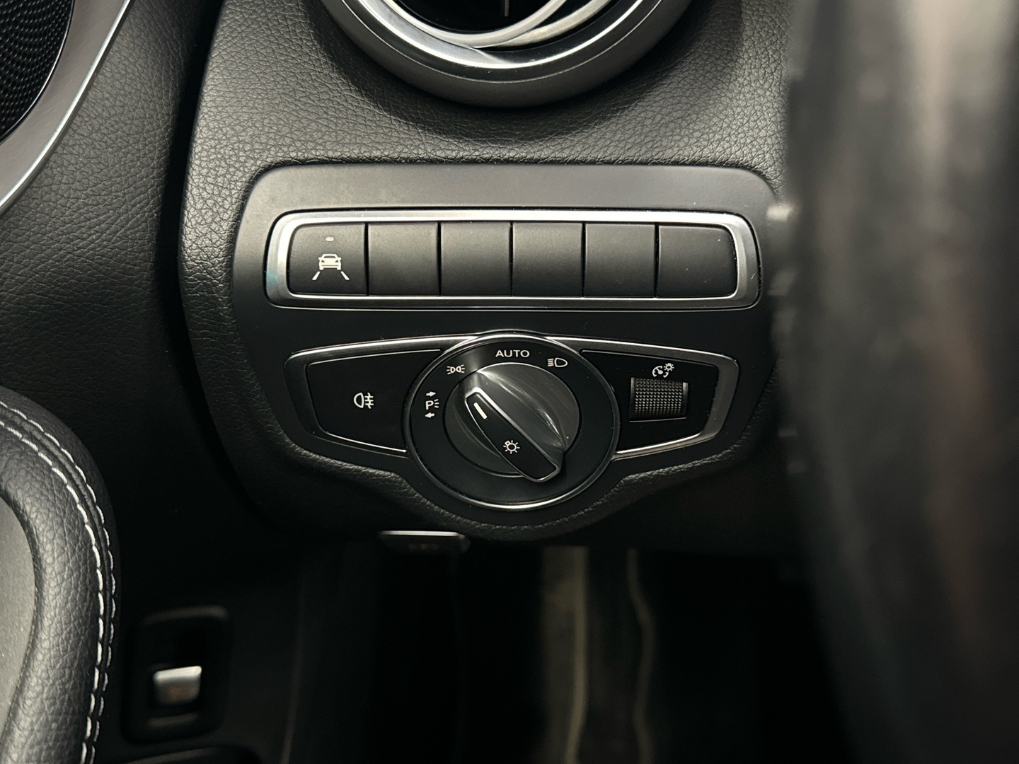 MERCEDES-BENZ C 2020
