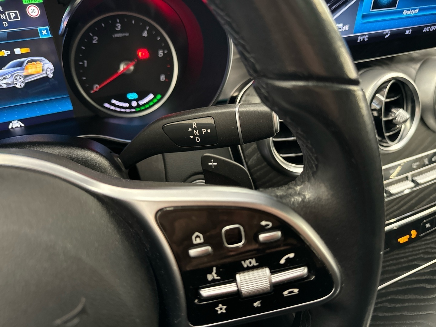 MERCEDES-BENZ C 2020