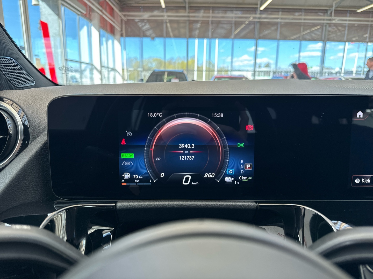 MERCEDES-BENZ GLA 2021