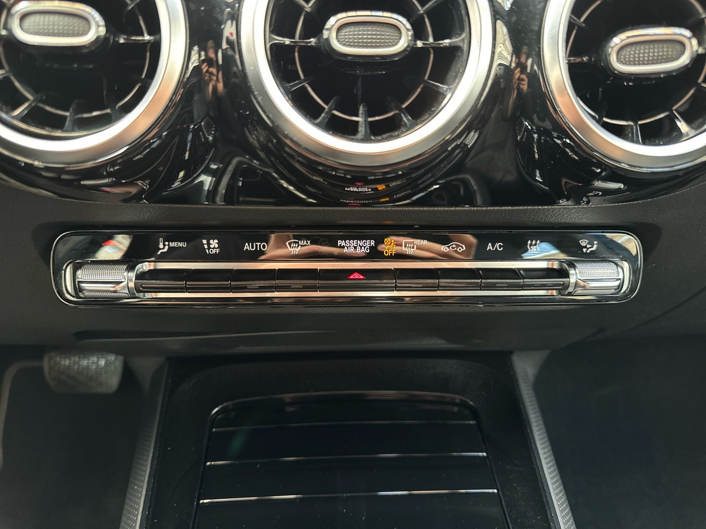 MERCEDES-BENZ GLA 2021