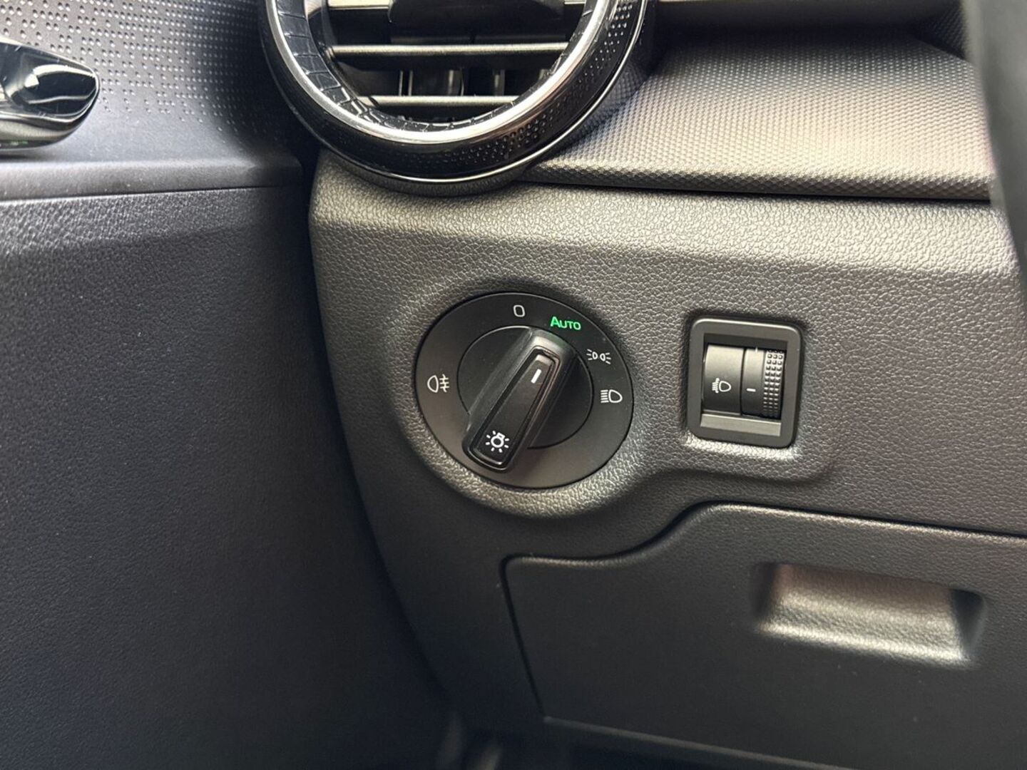 SKODA Fabia 2023