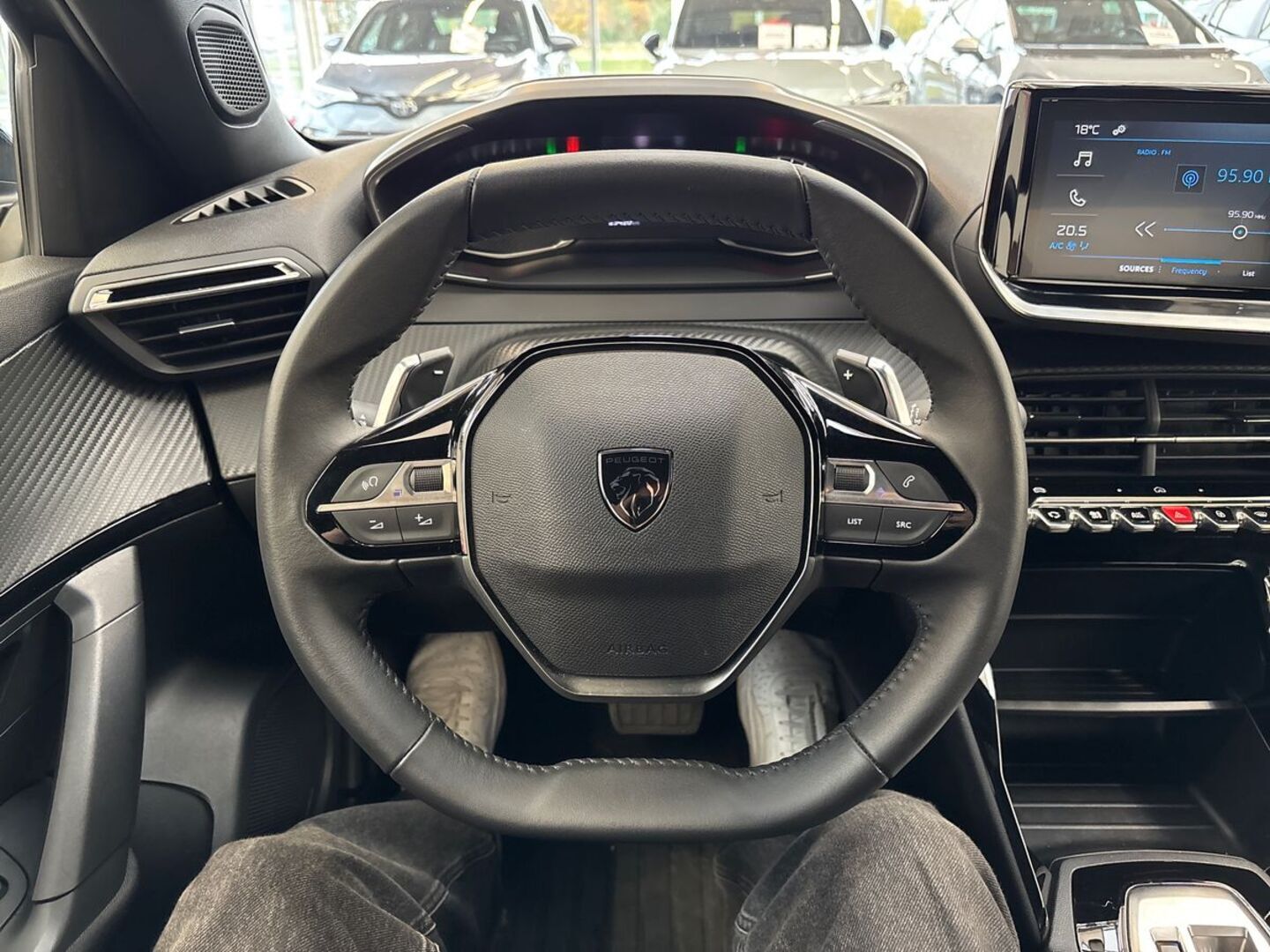 PEUGEOT 2008 2024