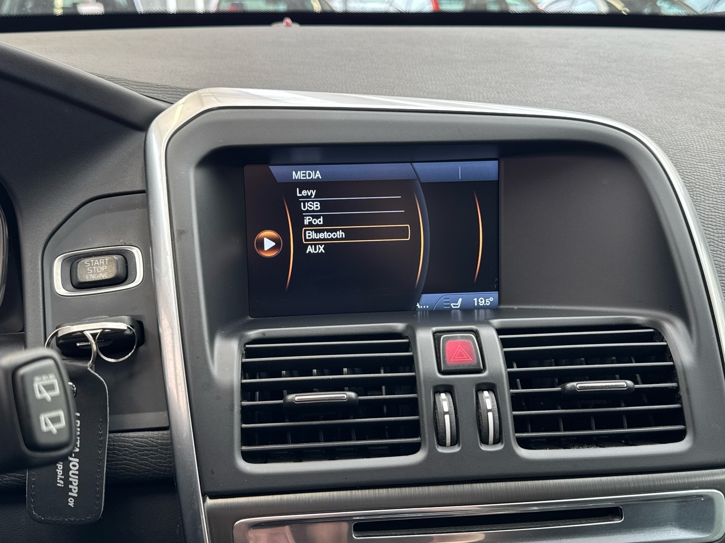 VOLVO XC60 2014