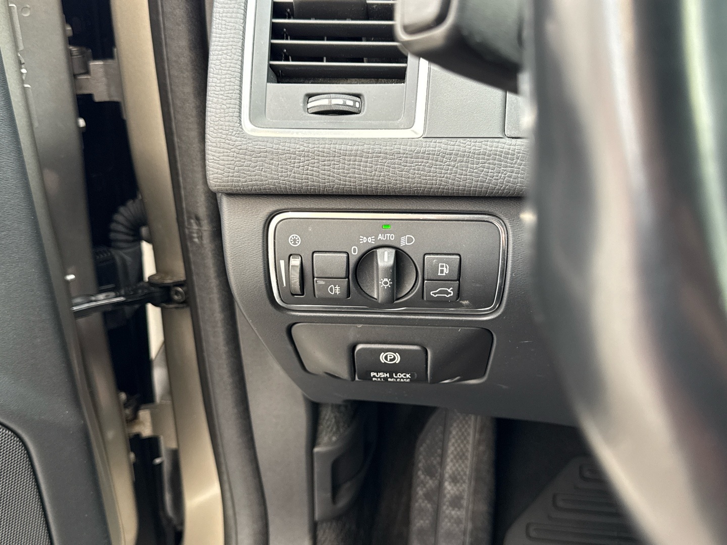 VOLVO XC60 2014