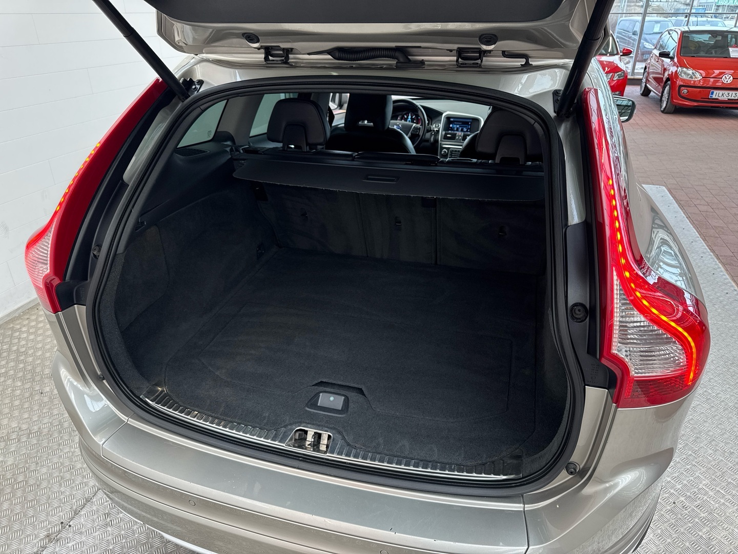 VOLVO XC60 2014