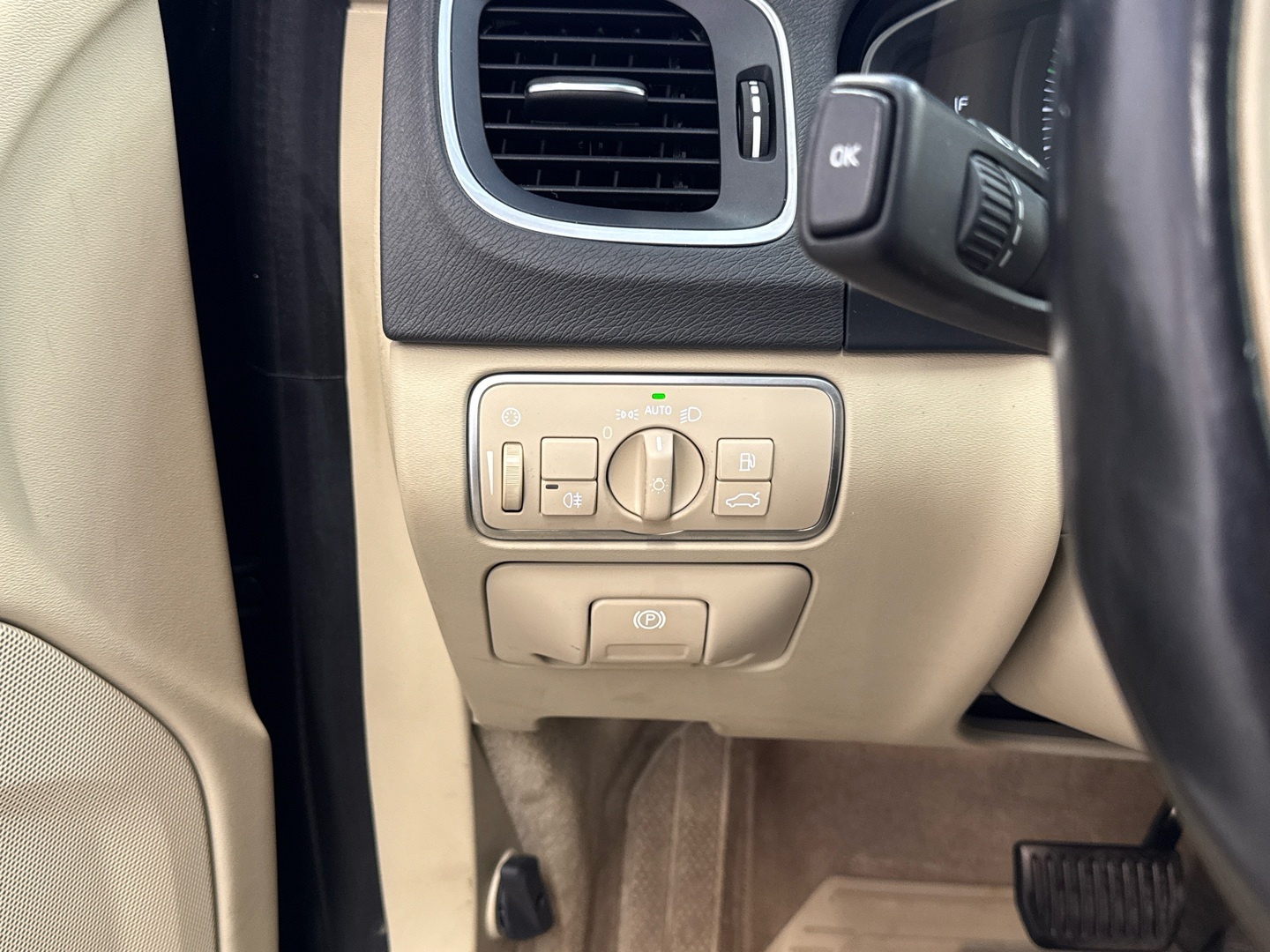 VOLVO V60 Cross Country 2016