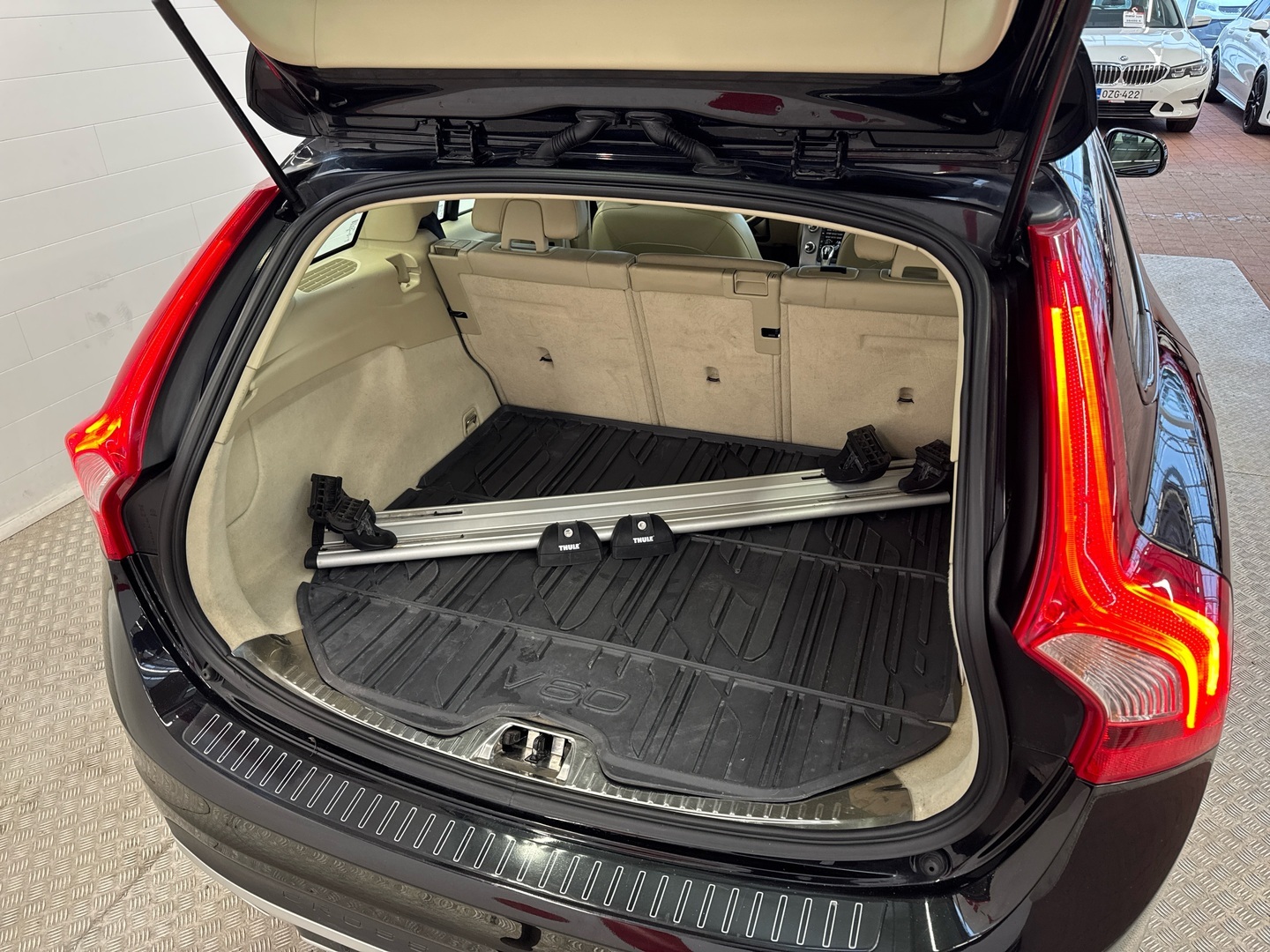 VOLVO V60 Cross Country 2016