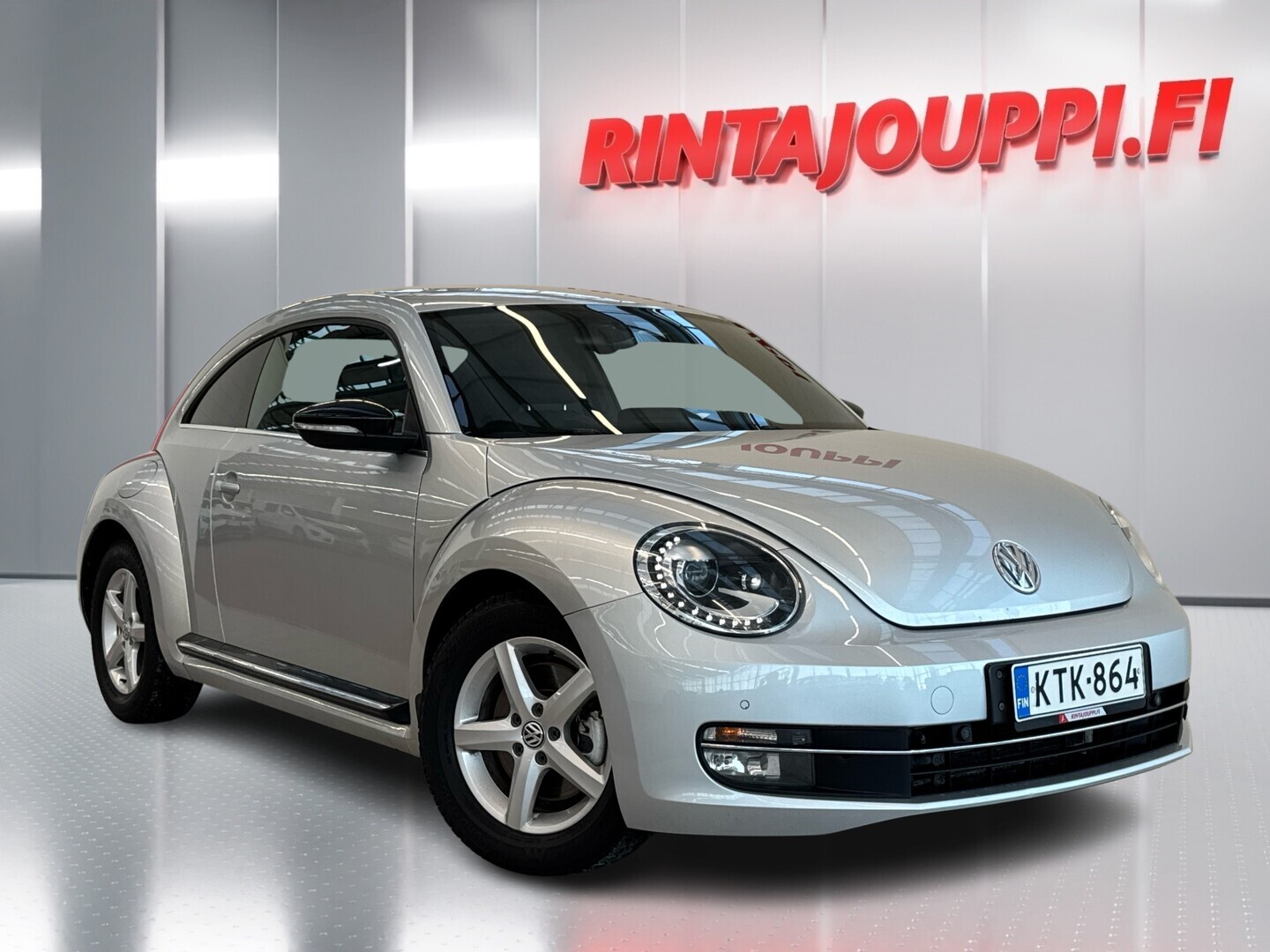 VOLKSWAGEN Beetle 2012