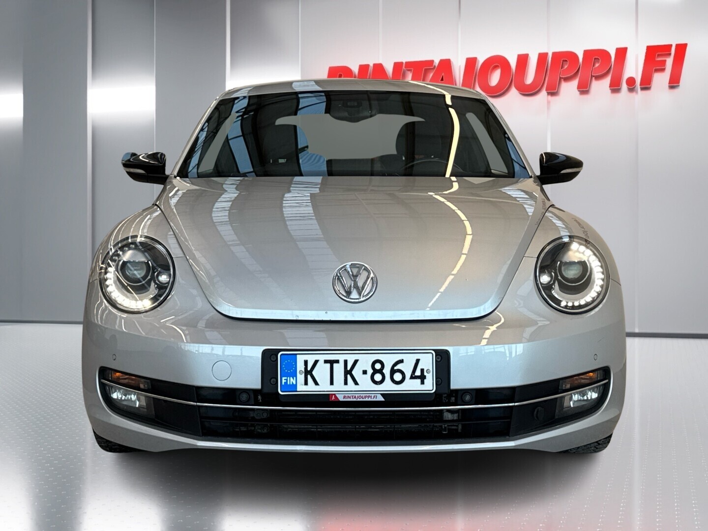 VOLKSWAGEN Beetle 2012