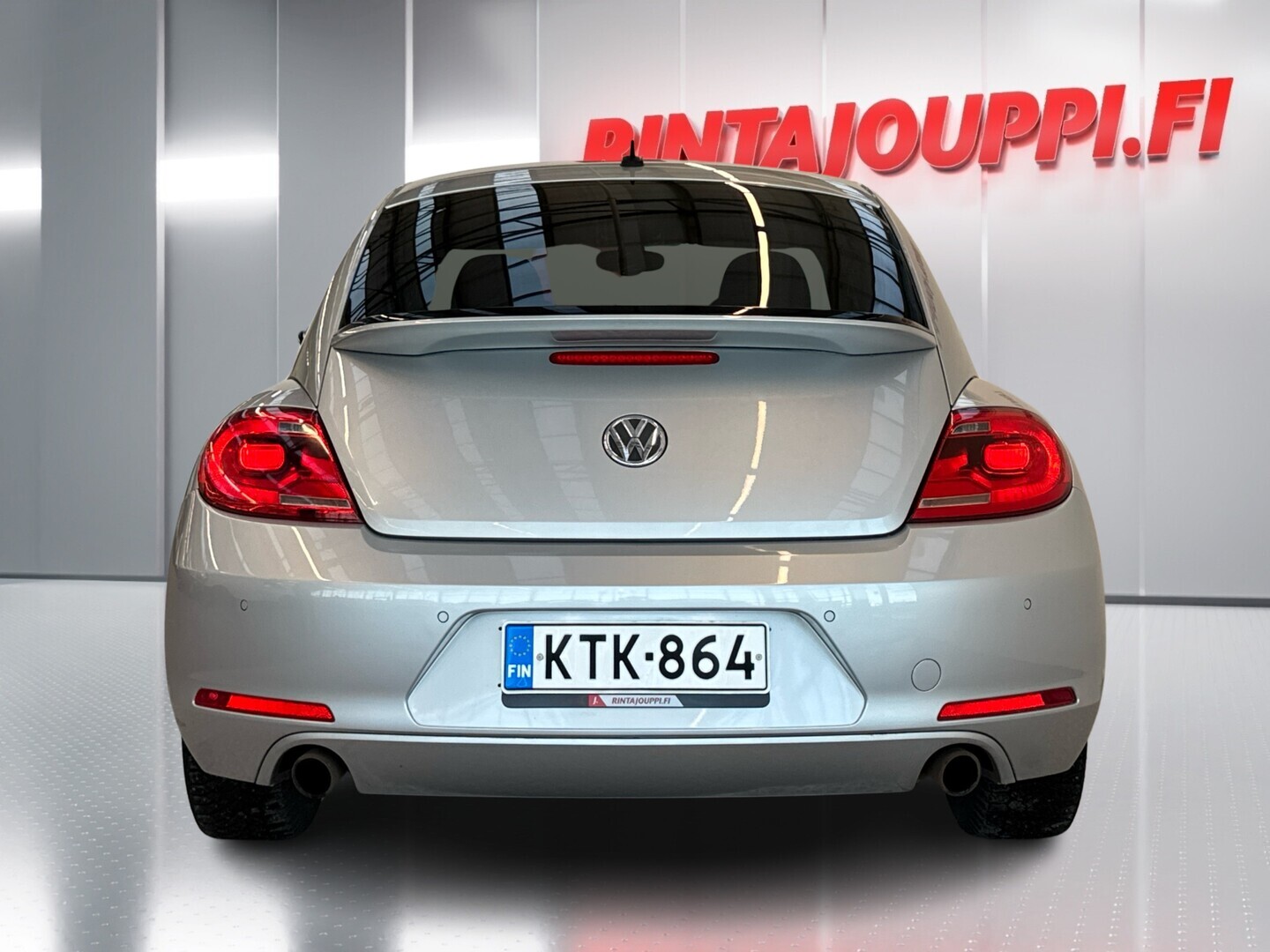 VOLKSWAGEN Beetle 2012