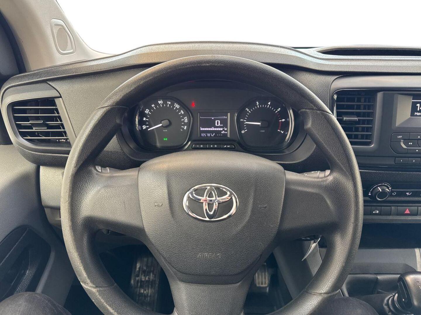 TOYOTA Proace 10