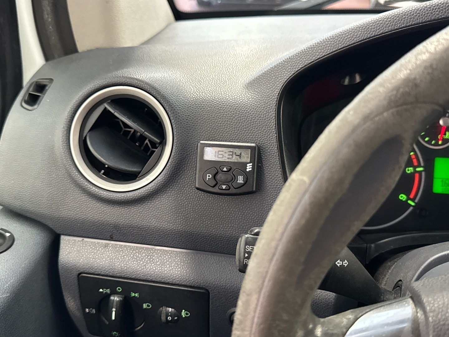 FORD Transit Connect 2013