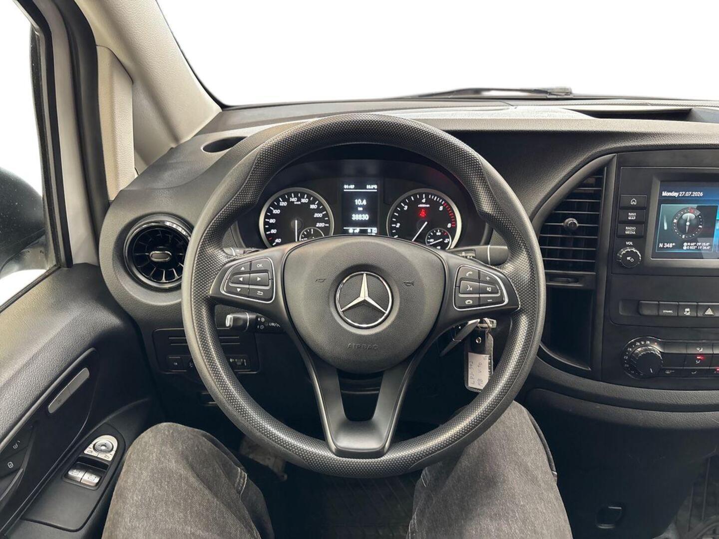 MERCEDES-BENZ Vito 10