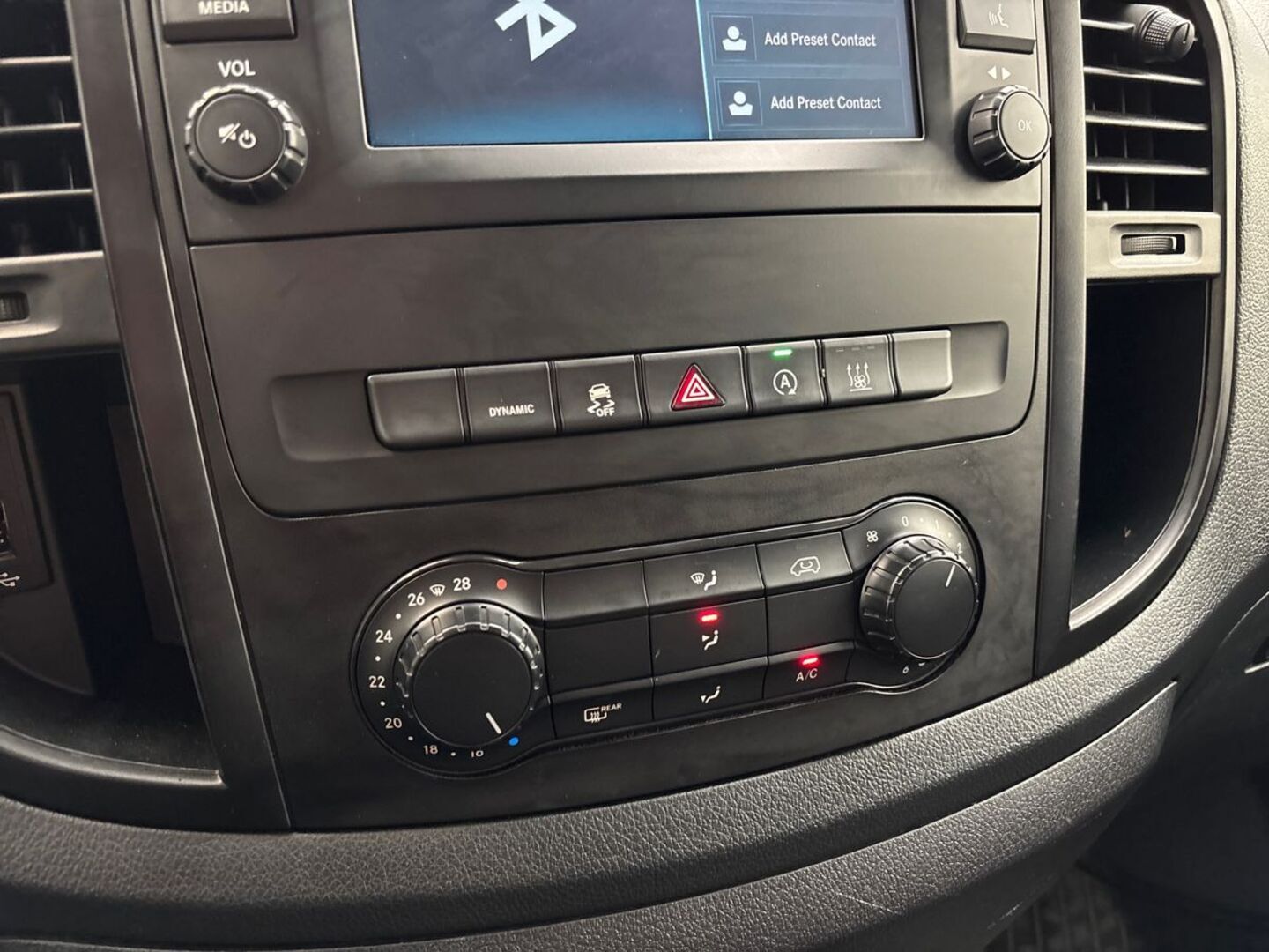 MERCEDES-BENZ Vito 17