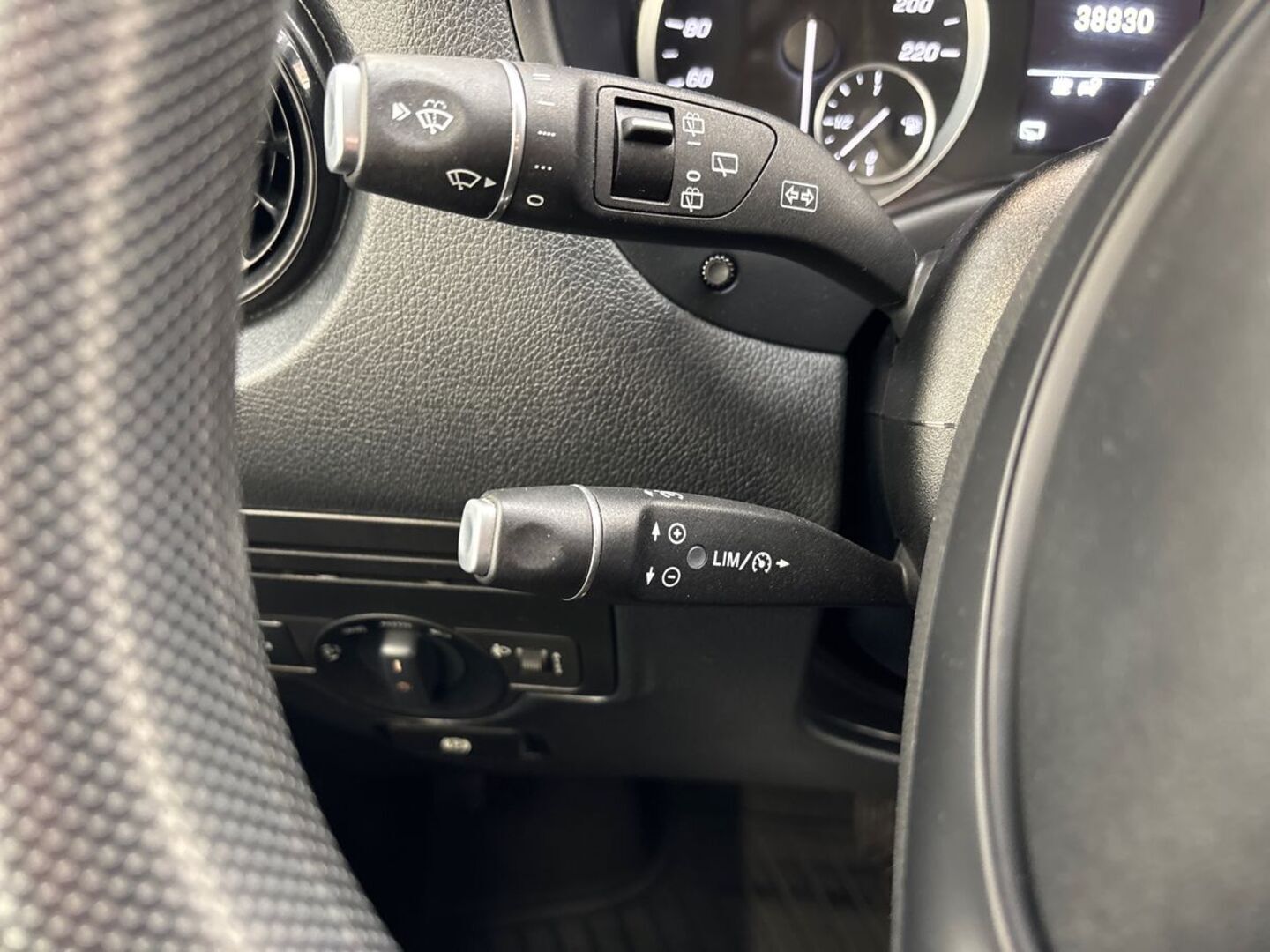 MERCEDES-BENZ Vito 3