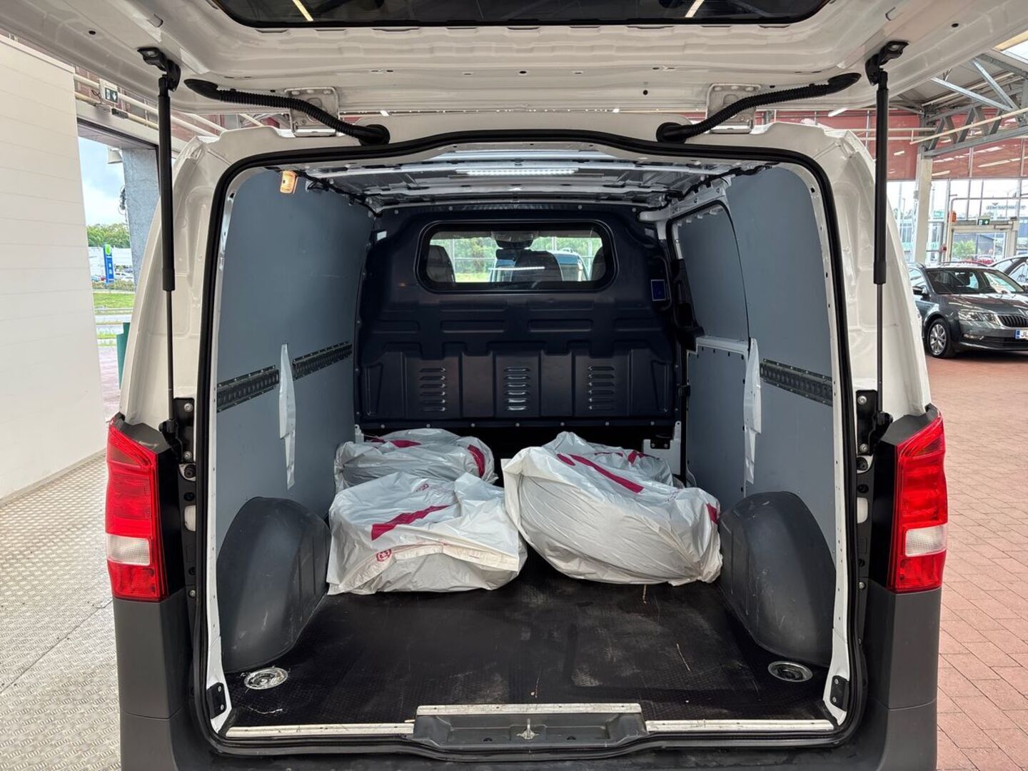 MERCEDES-BENZ Vito 9