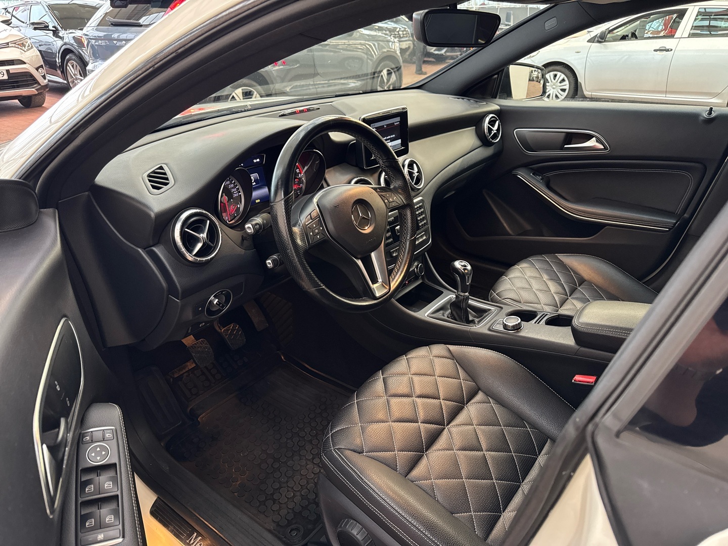 MERCEDES-BENZ CLA 2013