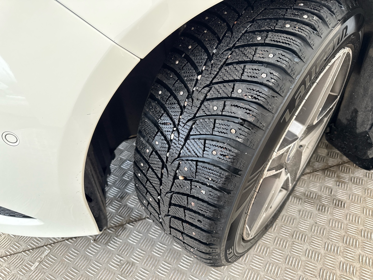 MERCEDES-BENZ CLA 2013