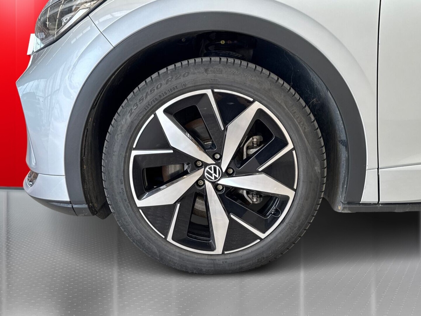 VOLKSWAGEN ID.4 23