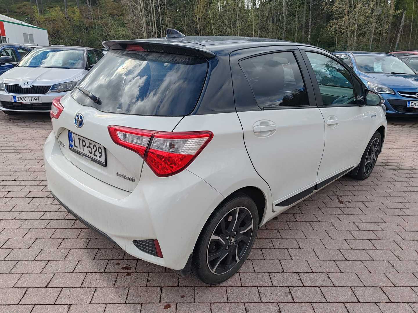 TOYOTA Yaris 2018