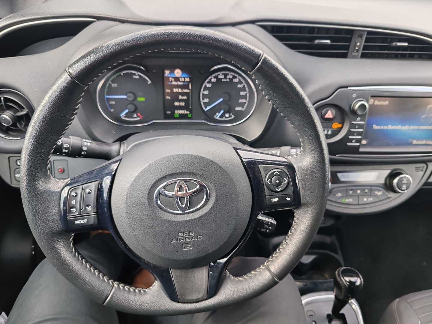 TOYOTA Yaris 2018