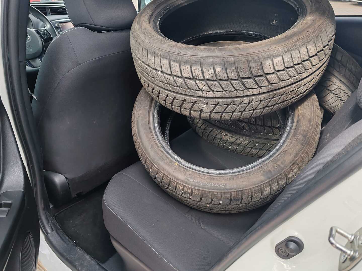 TOYOTA Yaris 2018