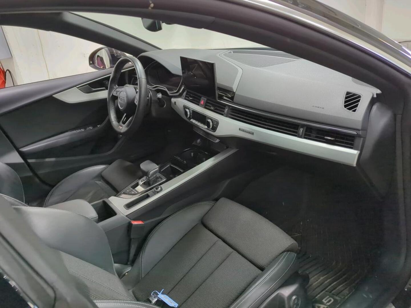 AUDI A5 2022