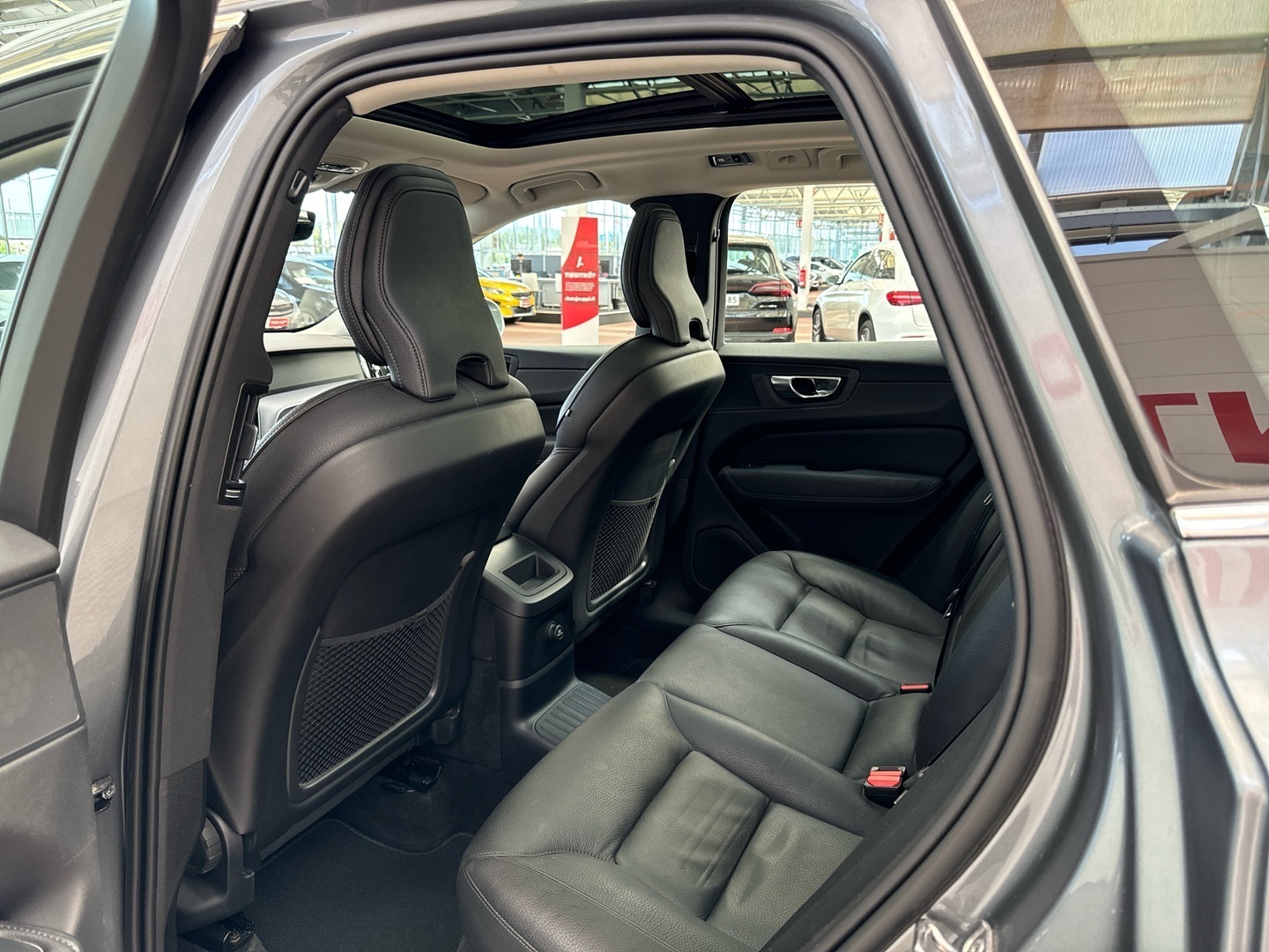 VOLVO XC60 2020