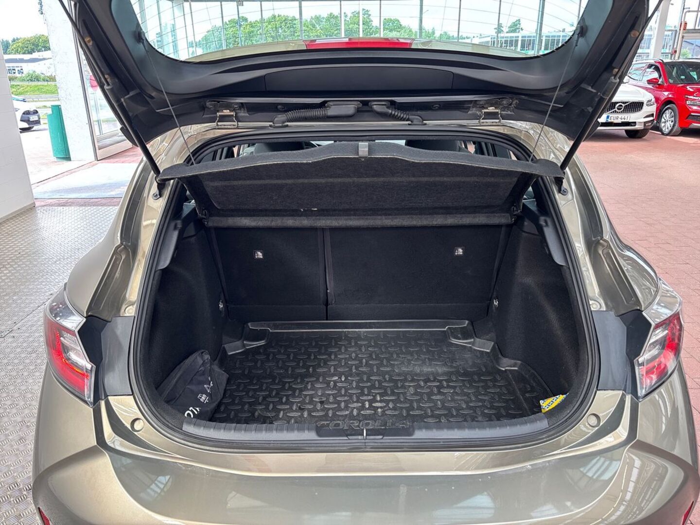TOYOTA Corolla 11