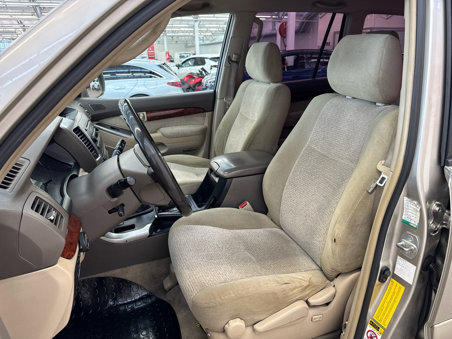 TOYOTA Land Cruiser 2004