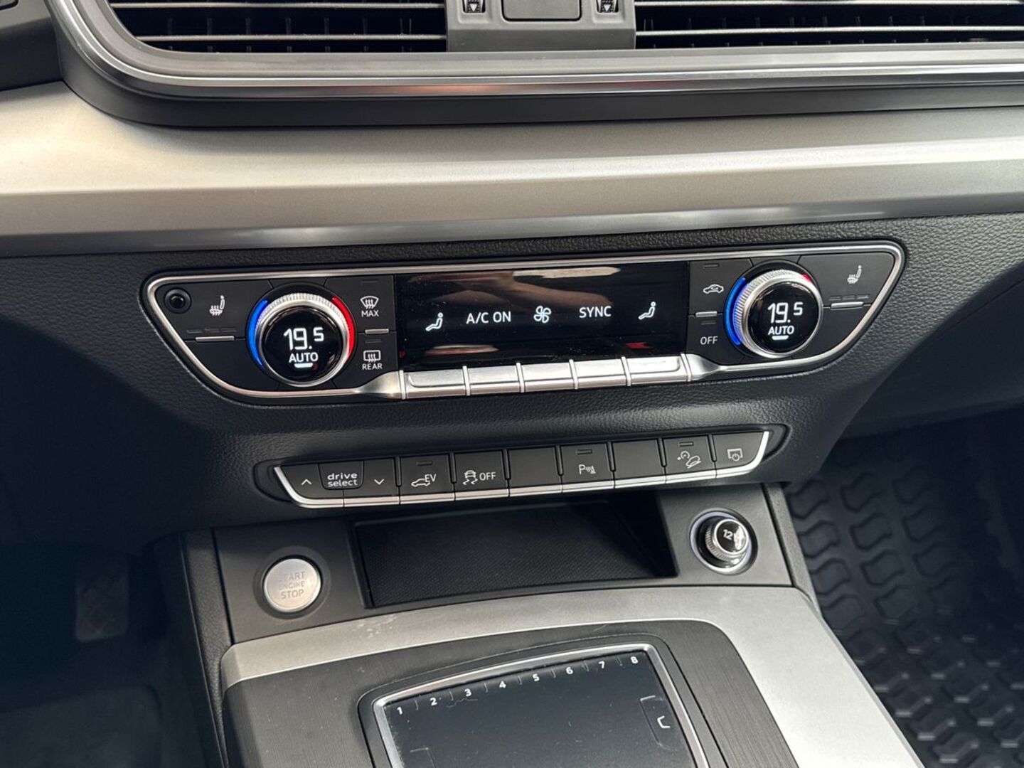 AUDI Q5 2020