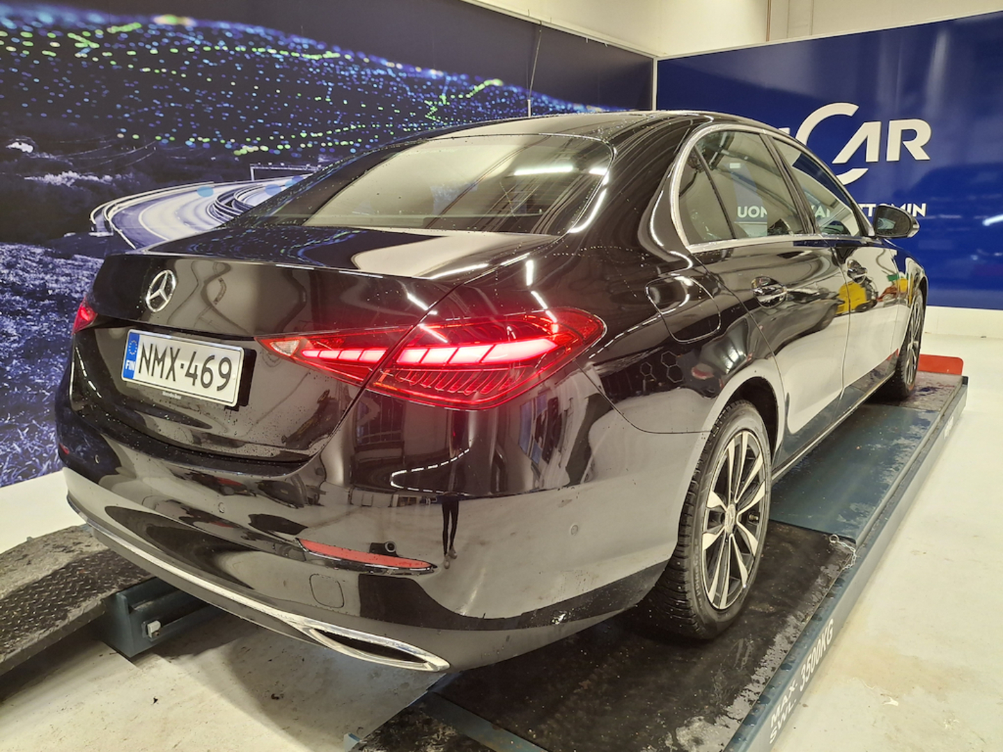 MERCEDES-BENZ C 2023