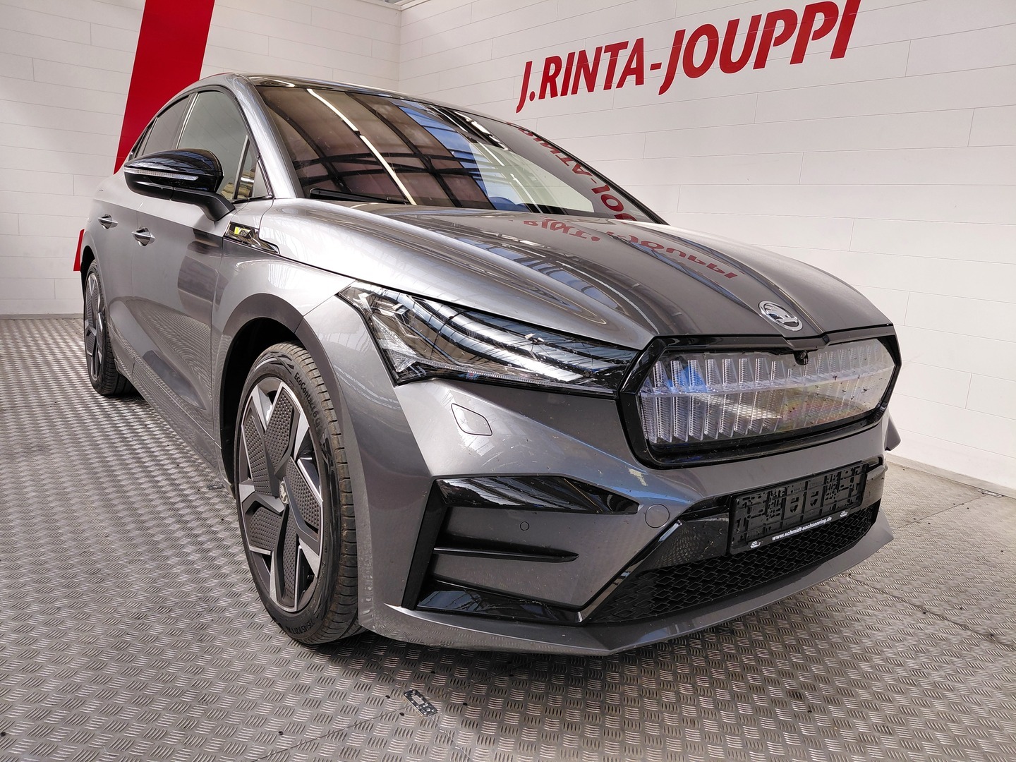 SKODA Enyaq 2023