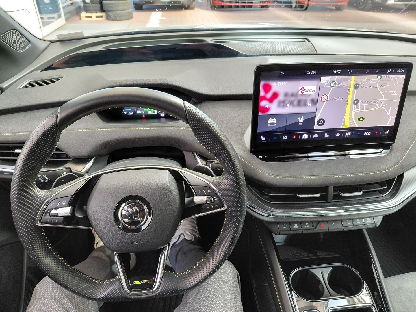 SKODA Enyaq 2023