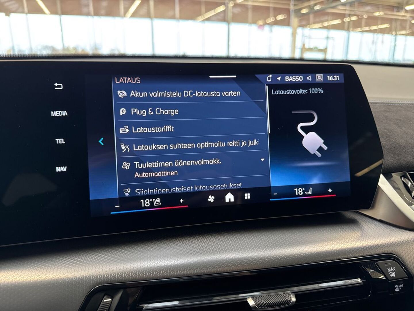 BMW iX2 2025