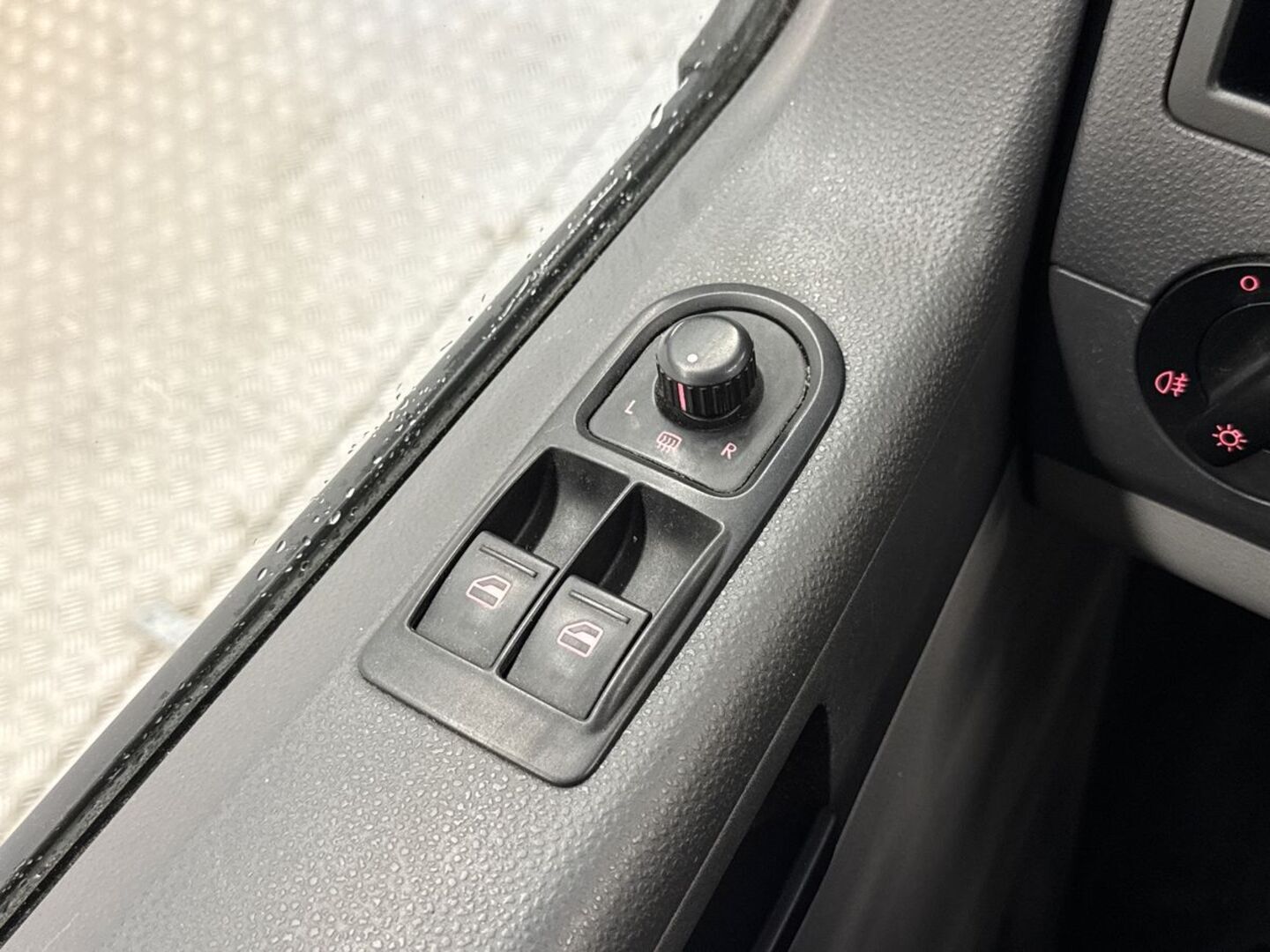 VOLKSWAGEN Transporter 2013