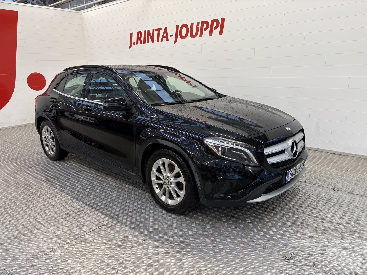MERCEDES-BENZ GLA 2015