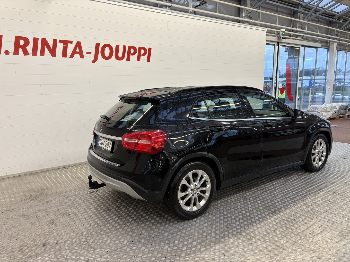 MERCEDES-BENZ GLA 2015
