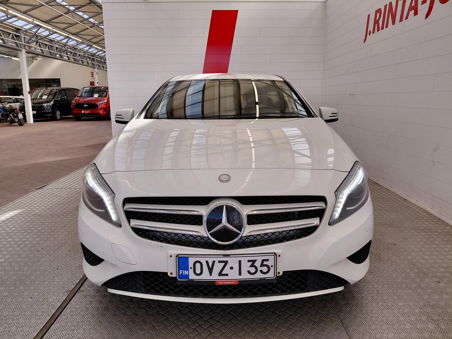 MERCEDES-BENZ A 2014