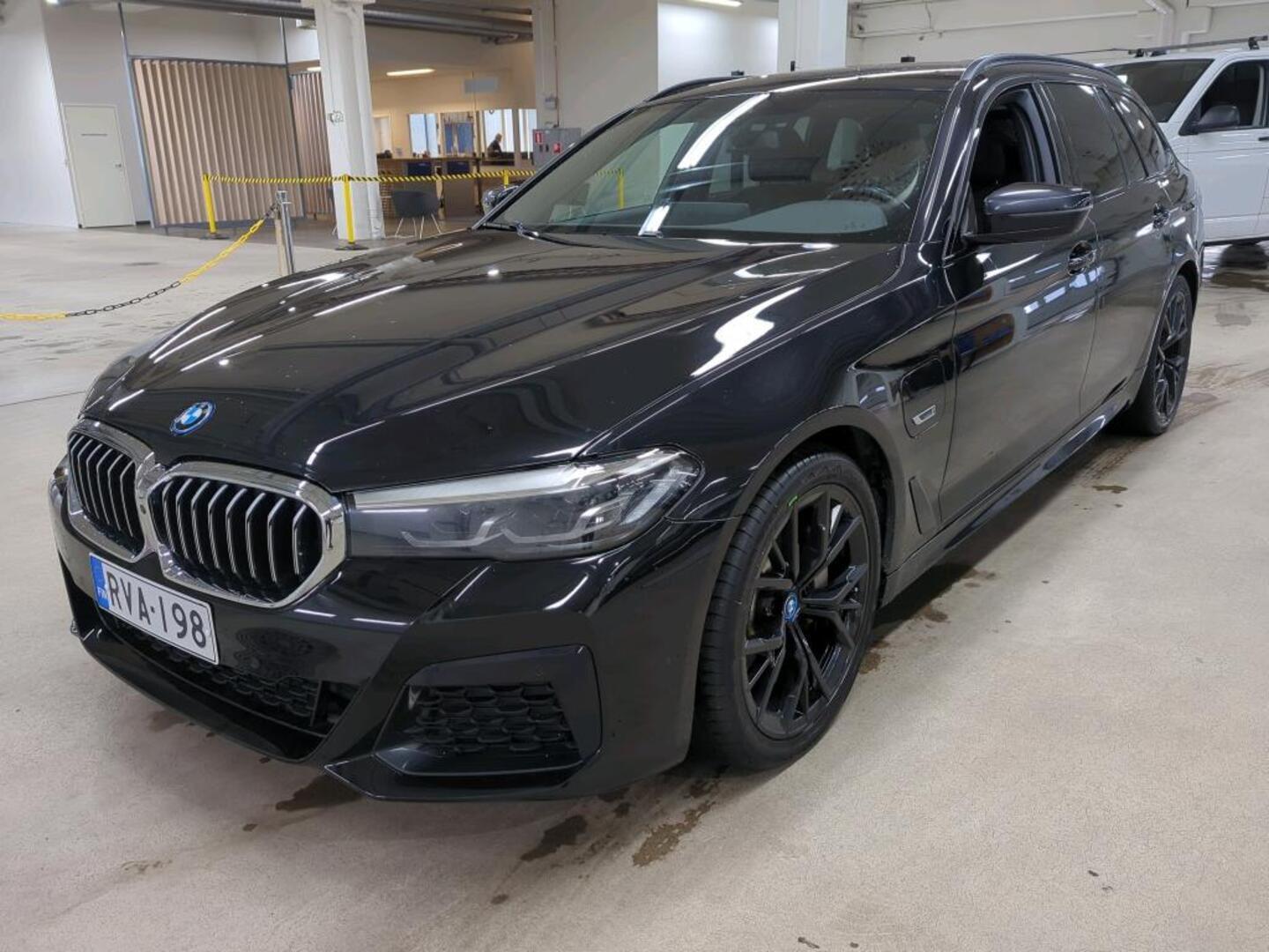 BMW 530 2023
