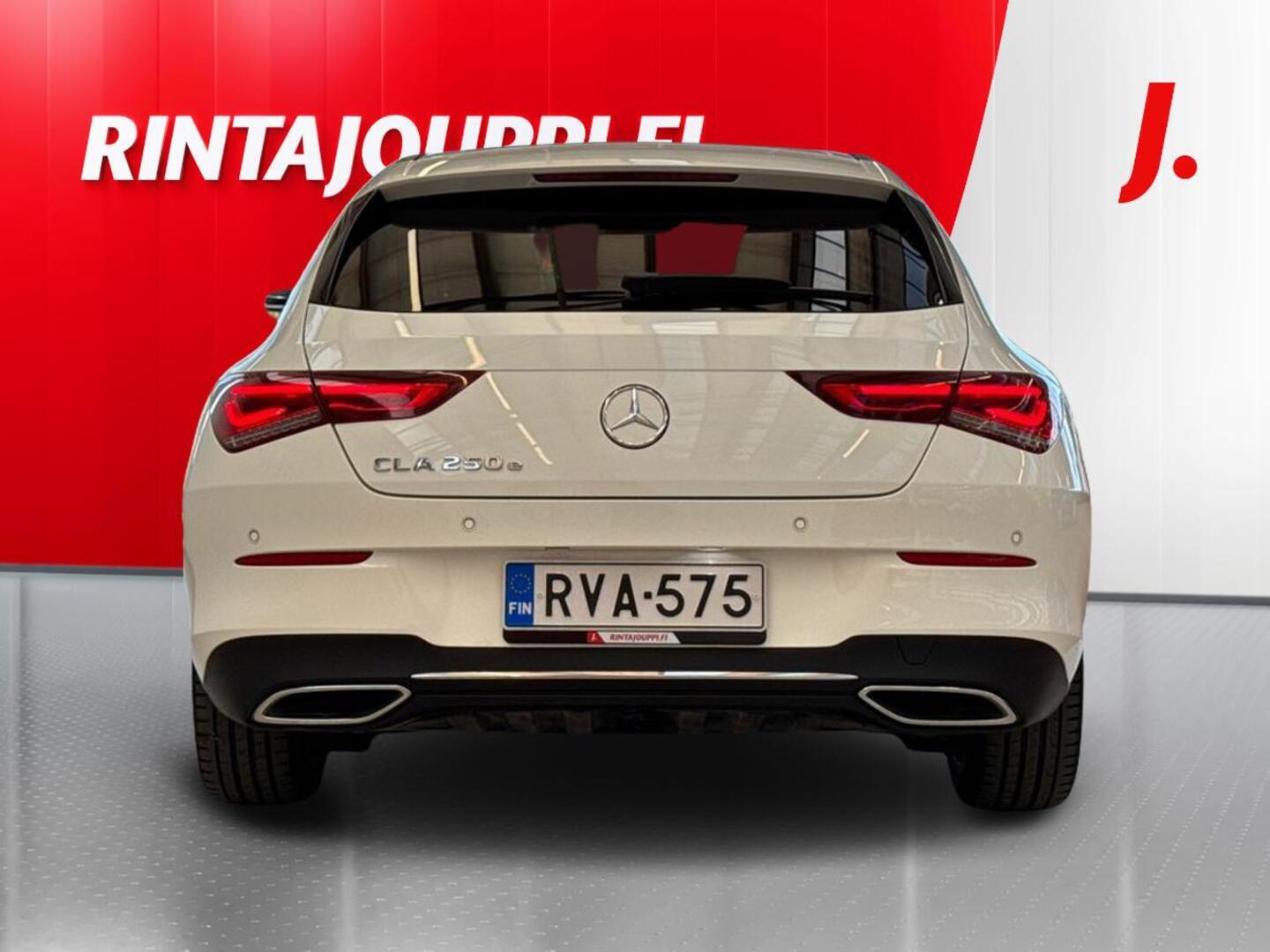 MERCEDES-BENZ CLA 4