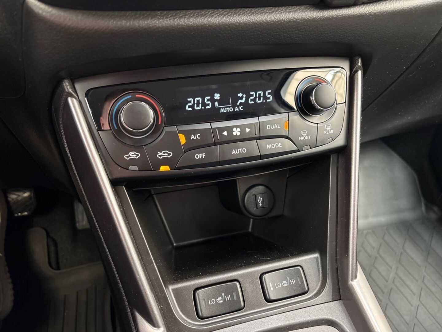 SUZUKI S-Cross 21